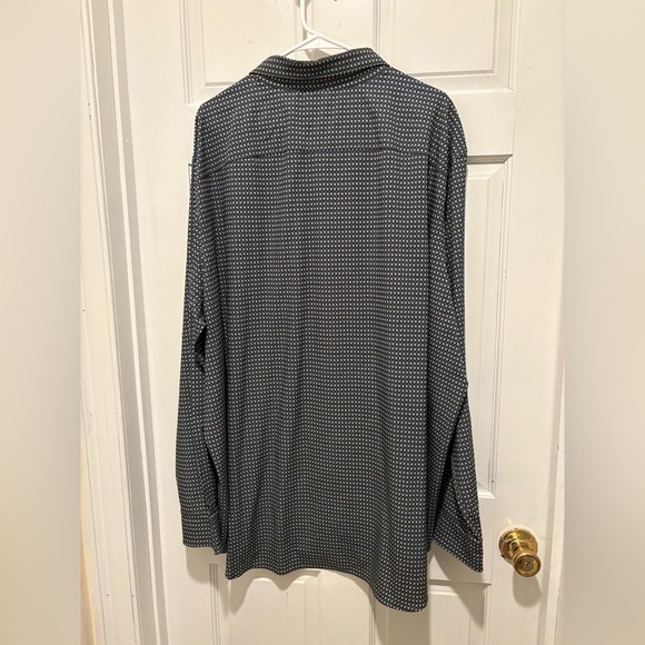 Perry Ellis Navy Geometric Button Down Shirt - Picture 5 of 5